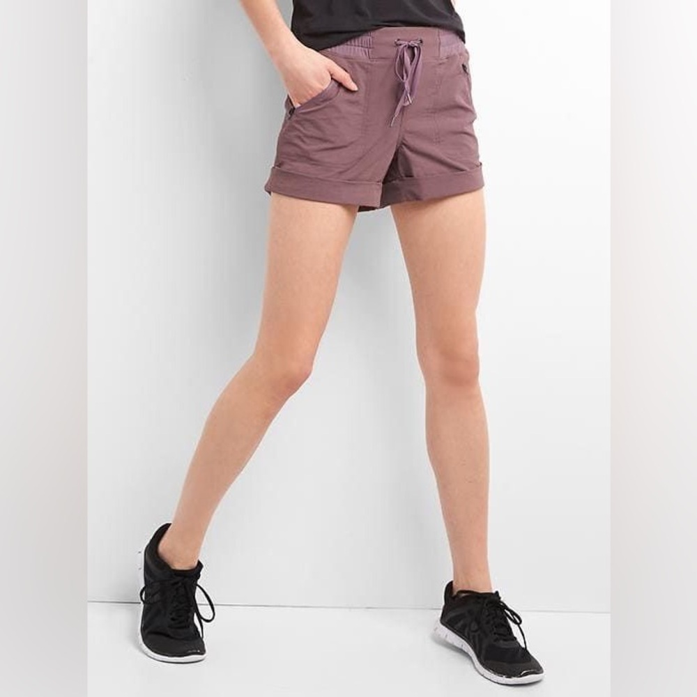GapFit 4” Hiking Short